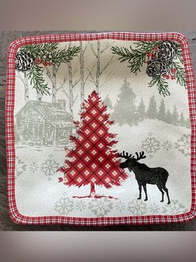 222 Fifth Bridgetown Lodge Rustic Cabin Christmas 10-3/4” Square Plate/Tray